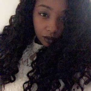 Meet your Posher, Monae